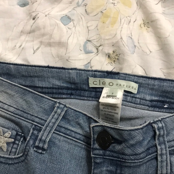 Skinny light wash jeans - Picture 3 of 4